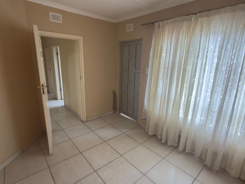 3 Bedroom 2 Bath House in Tongaat - Photo 5