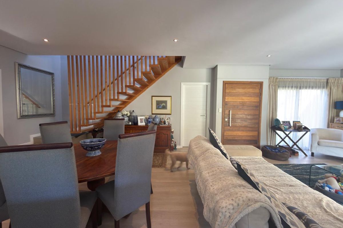 3 Bedroom 2 Bath Townhouse in The Woodland - Photo 5