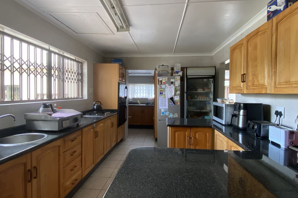 8 Bedroom House For Sale In Westville - Photo 5