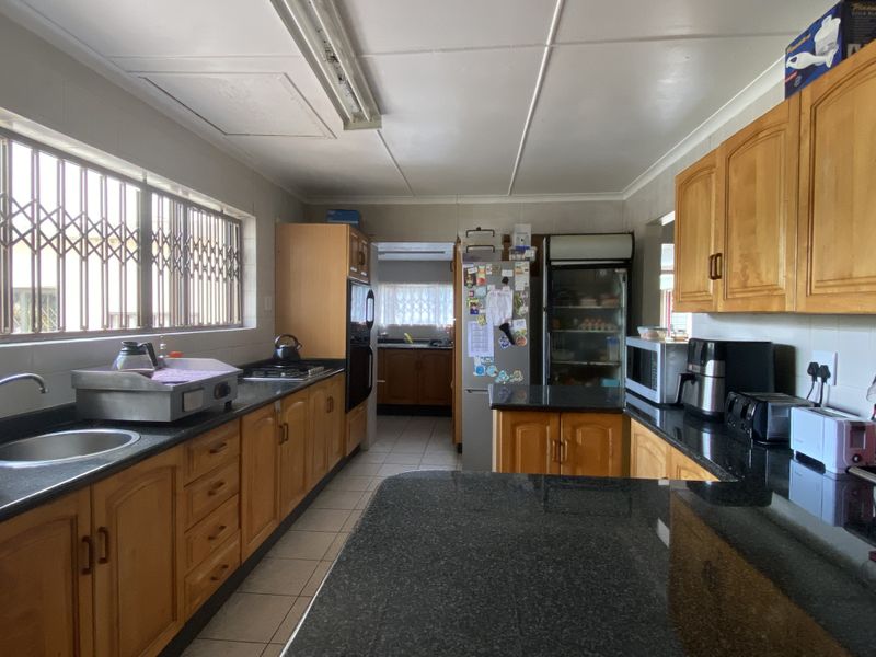 8 Bedroom House For Sale In Westville - Photo 5