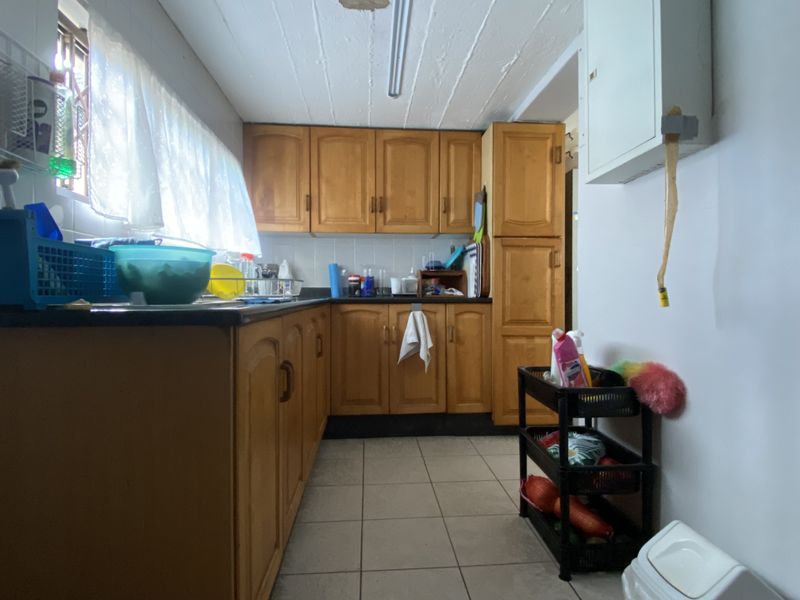 8 Bedroom House For Sale In Westville - Photo 7