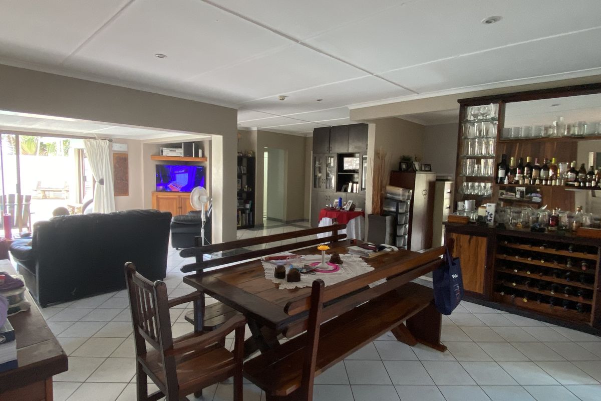 8 Bedroom House For Sale In Westville - Photo 4