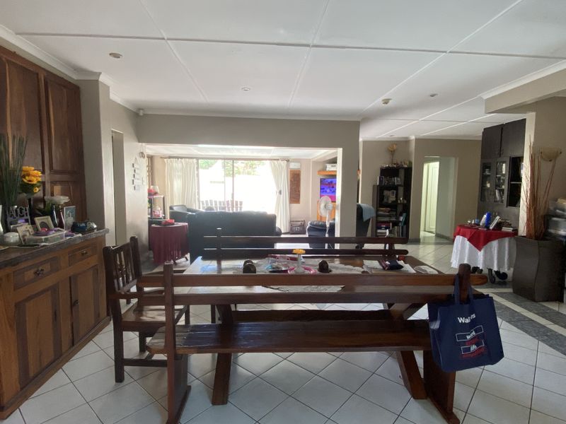 8 Bedroom House For Sale In Westville - Photo 3