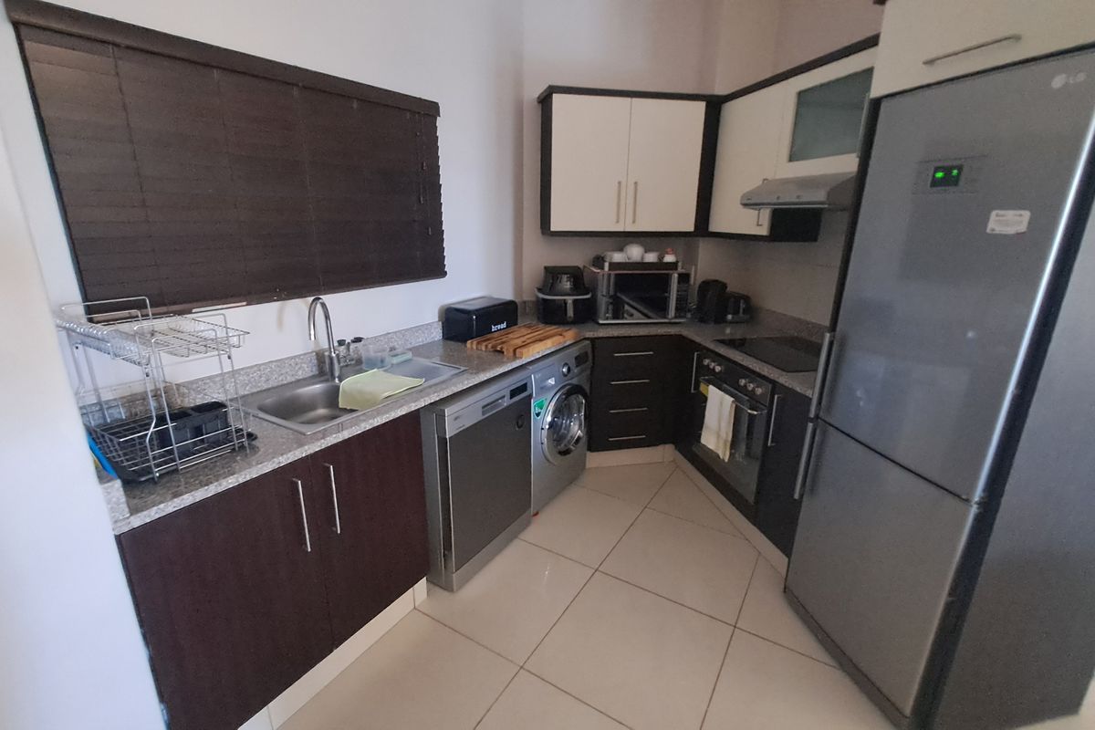 Fully Furnished 2 Bedroom 2 Bathroom 2 Parkings - Apartment for Sale - Photo 4