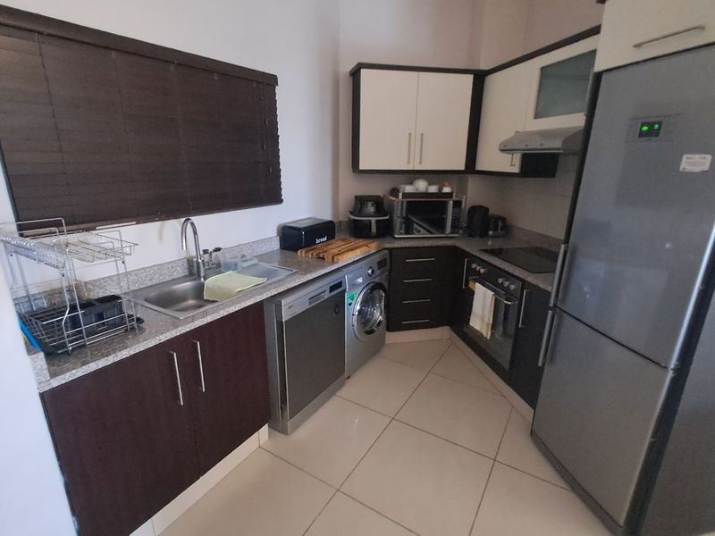 Fully Furnished 2 Bedroom 2 Bathroom 2 Parkings - Apartment for Sale - Photo 4