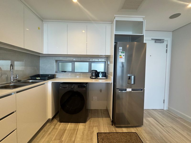 Spacious 2-Bedroom Apartment for Rent In Umhlanga. - Photo 8