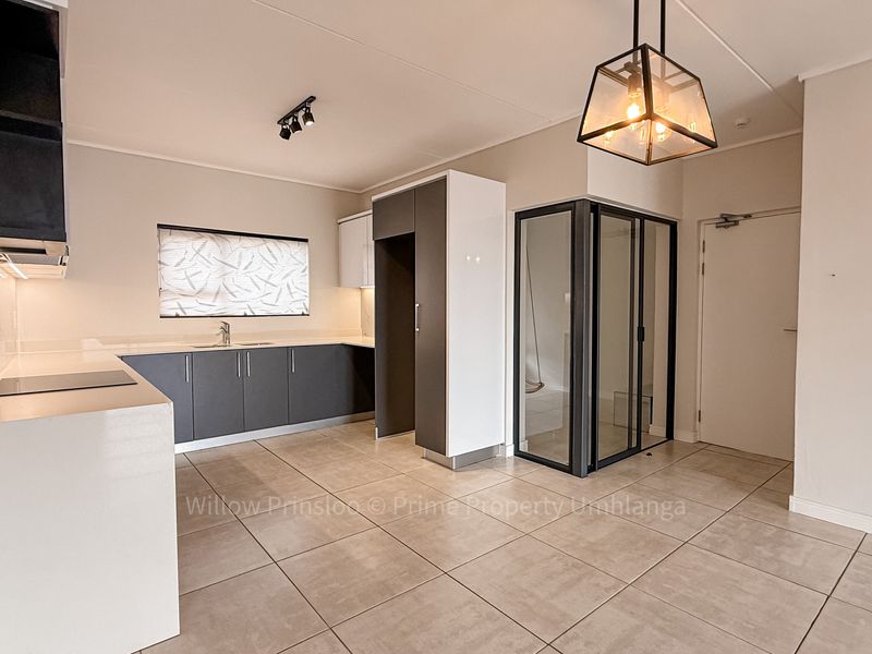 2.5 Bedroom 2 Bath Umdloti Beach Apartment - Photo 5