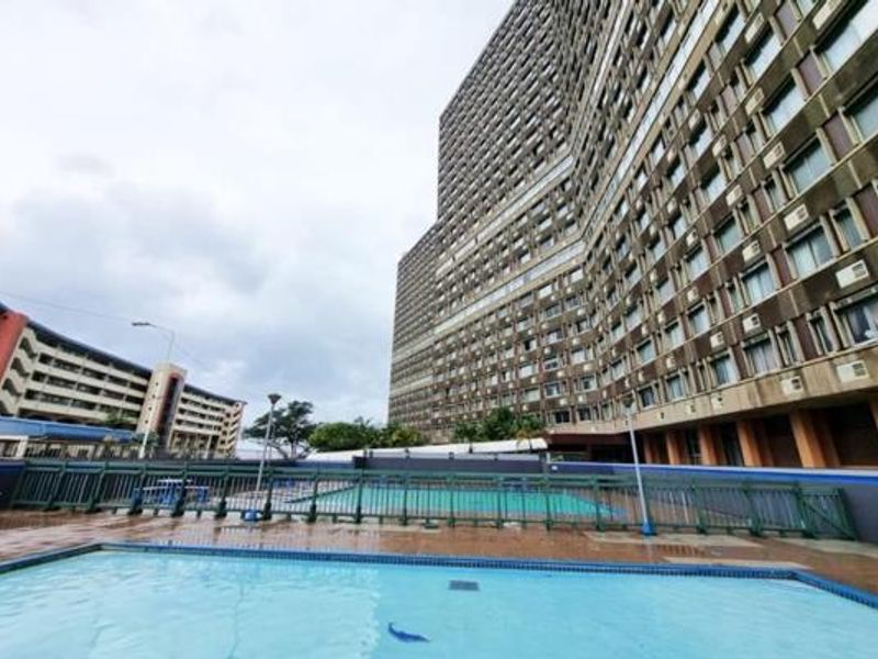 Apartment For Sale In Amanzimtoti - Photo 2