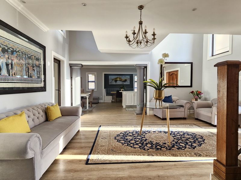 Welcome to Sahara Close! - Photo 3