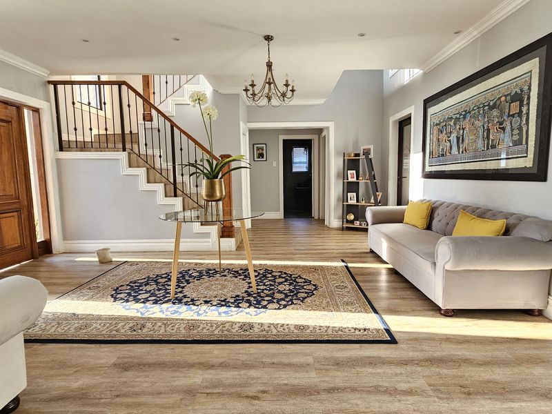 Welcome to Sahara Close! - Photo 2