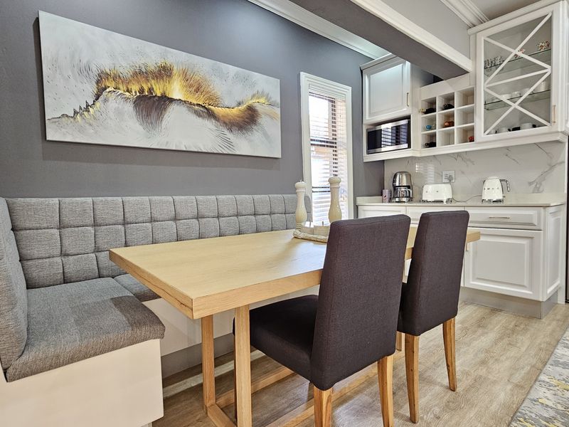 Welcome to Sahara Close! - Photo 9