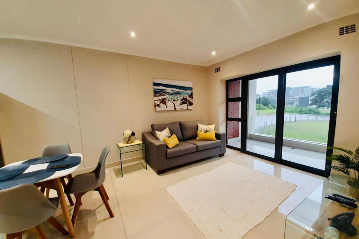 Prime  Property Presents A Stunning Fully Furnished Two Bedroom Apartment Situated In Umhlanga Ridge - Photo 5