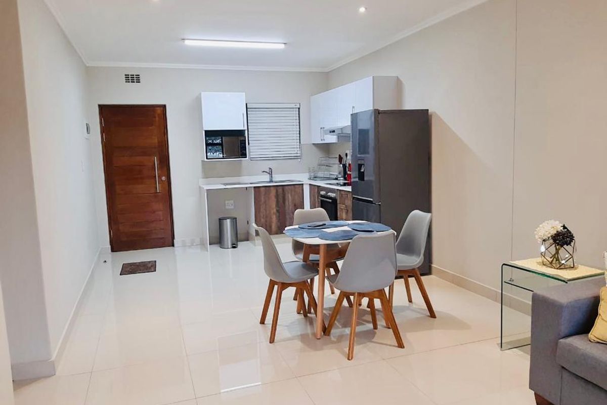 Prime  Property Presents A Stunning Fully Furnished Two Bedroom Apartment Situated In Umhlanga Ridge - Photo 3