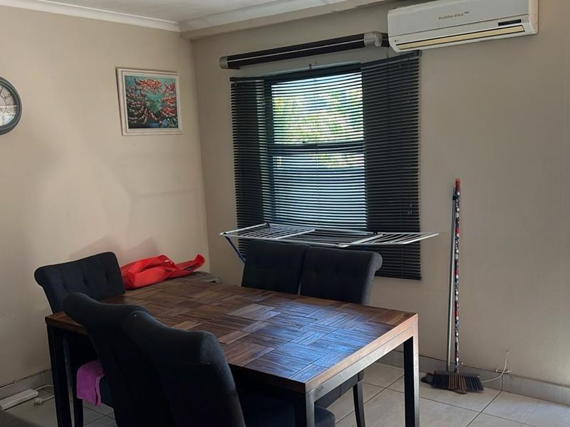 Prime  Property Presents A Stunning Fully Furnished Two Bedroom Apartment Situated In Umhlanga Ridge - Photo 6