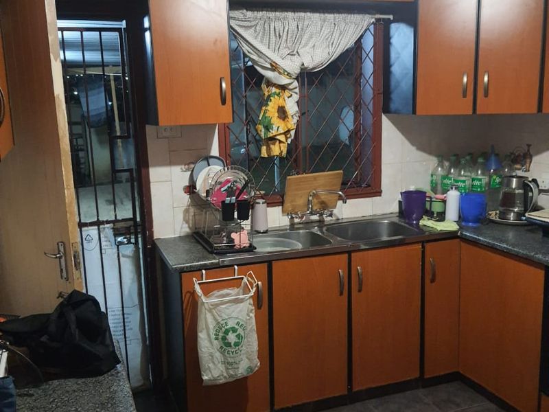 Spacious 2-Bedroom Home in Trenance Park - Photo 8