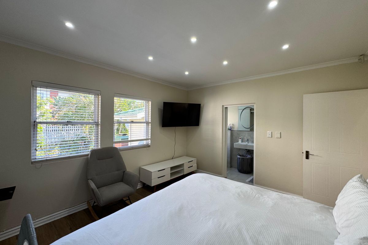 Spacious 3-Bedroom Townhouse For Sale In Mount Edgecombe. - Photo 4