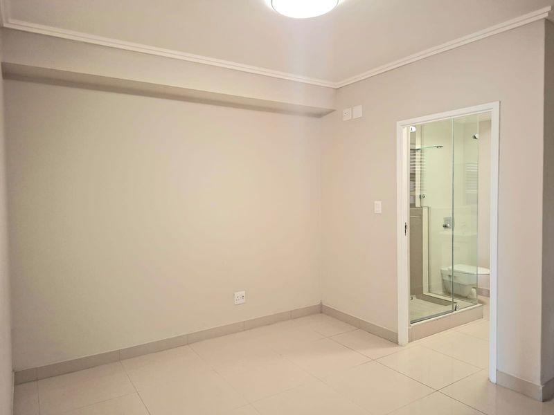 Apartment Pending Sale In Umhlanga - Photo 9