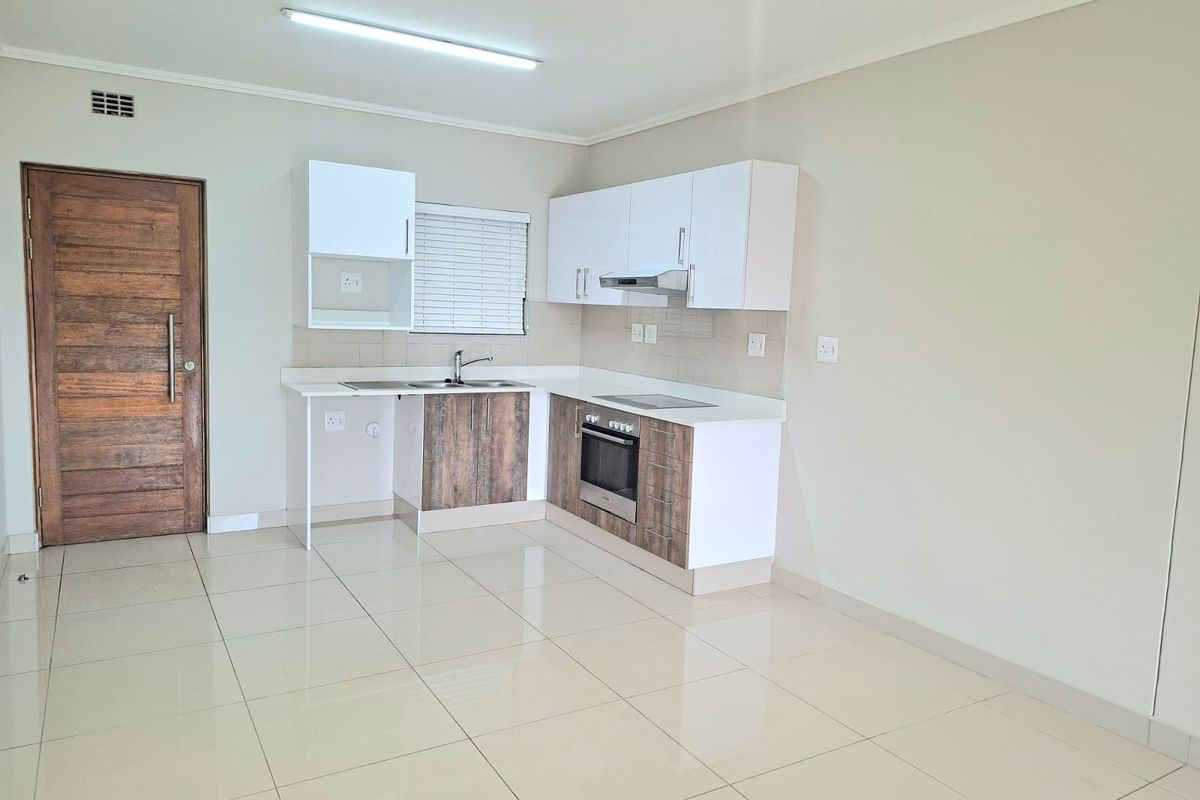 Apartment Pending Sale In Umhlanga - Photo 3
