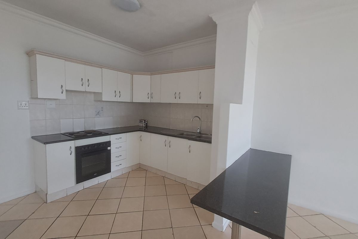 Modern 3-Bedroom, 2-Bathroom Living – Space, Comfort & Style - Photo 2