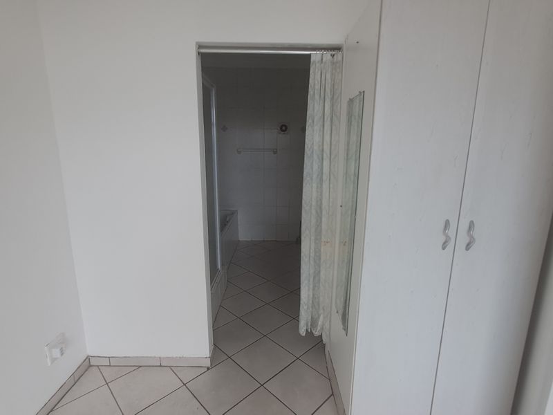 Modern 3-Bedroom, 2-Bathroom Living – Space, Comfort & Style - Photo 10