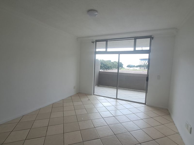 Modern 3-Bedroom, 2-Bathroom Living – Space, Comfort & Style - Photo 4