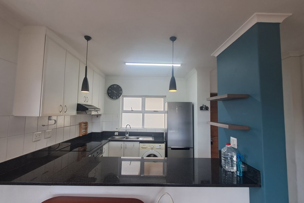 Modern Semi- Furnished 2-Bedroom, 2-Bathroom Gem in a Prime Location - Photo 3