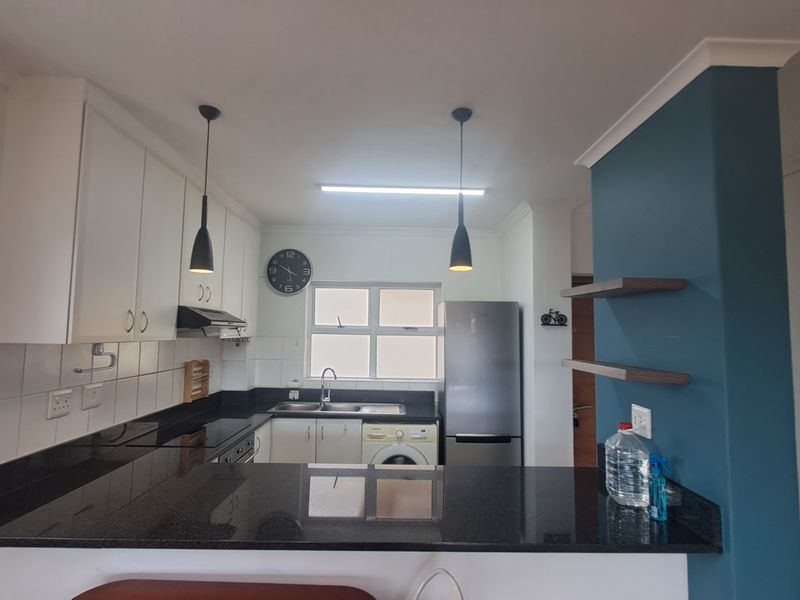 Modern Semi- Furnished 2-Bedroom, 2-Bathroom Gem in a Prime Location - Photo 3