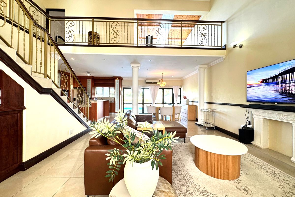 Izinga – Luxury 4 Bedroom Home To Let - Photo 2