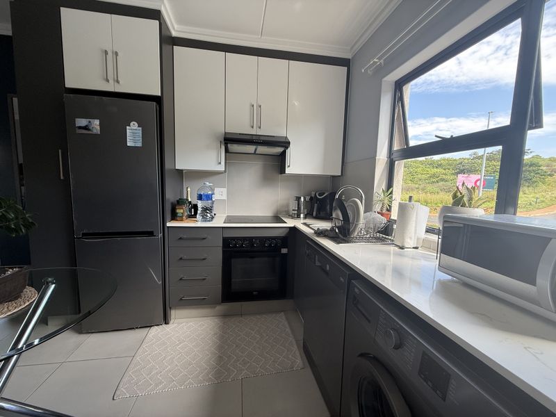 Modern 1 Bed 1 Bath Apartment in Ballito Village - Photo 5