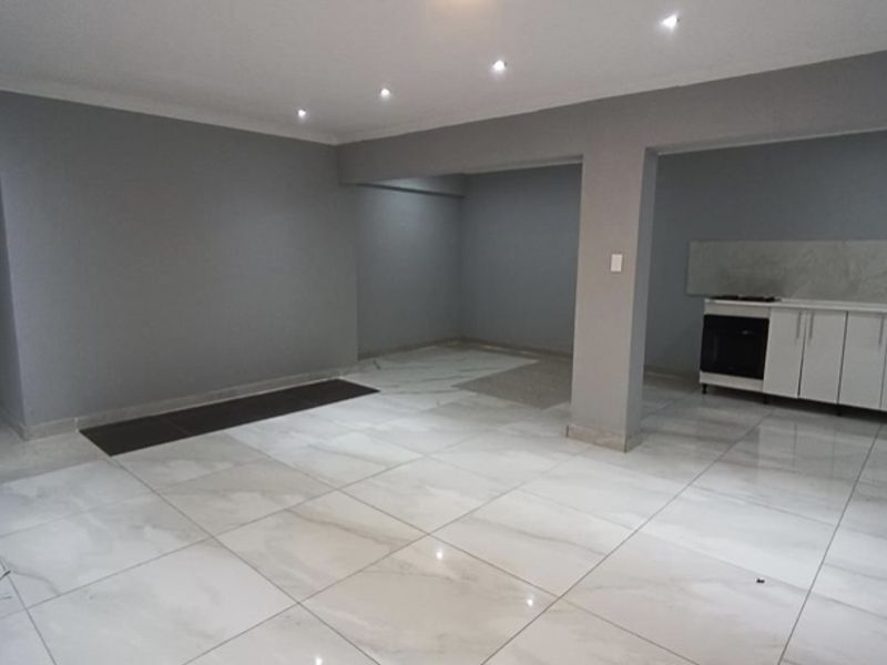 12 Bedroom Complex For Sale in Westville - Photo 4