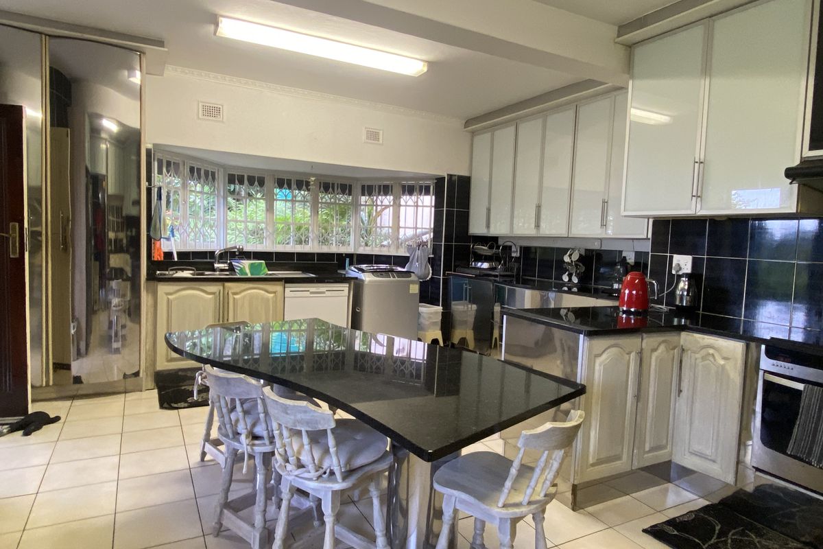 4 Bedroom House For Sale In Westville - Photo 3