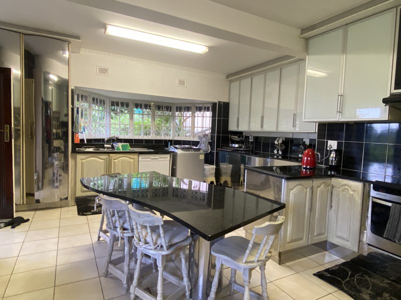 4 Bedroom House For Sale In Westville - Photo 3