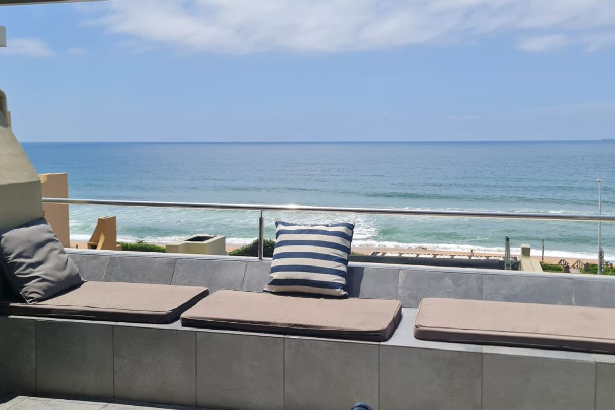 Stunning 3 bed Beach side unit in Umdloti - Photo 3