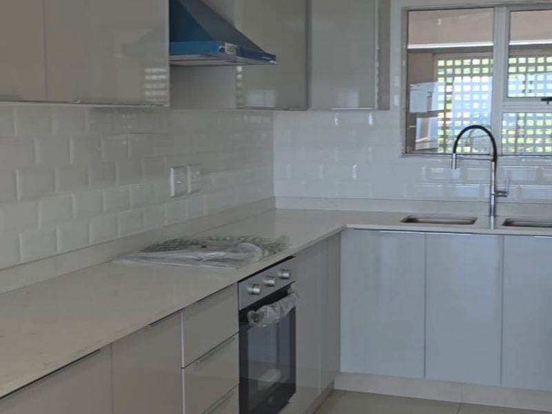 🏡 3 Bedroom Apartment for Sale in Sanzala, Morningside - Photo 2