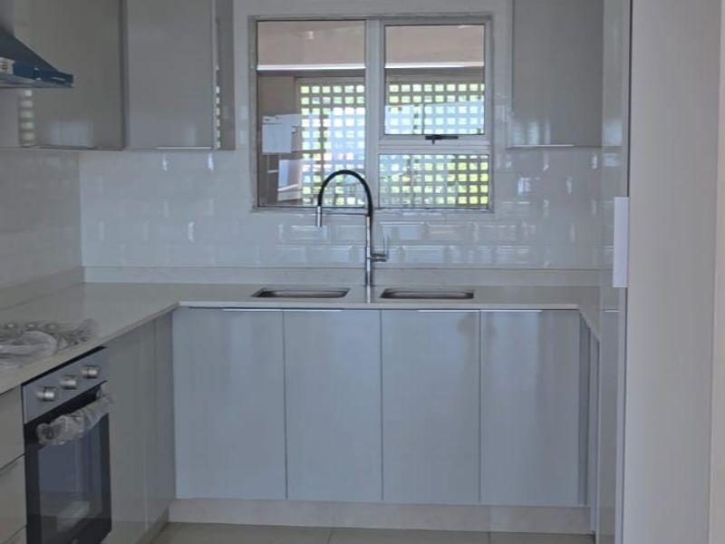 🏡 3 Bedroom Apartment for Sale in Sanzala, Morningside - Photo 3