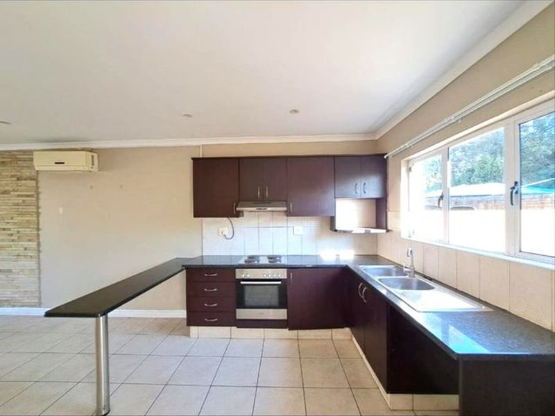 Gated Estate | 3 Bedroom To Let In Mount Edgecombe. - Photo 3