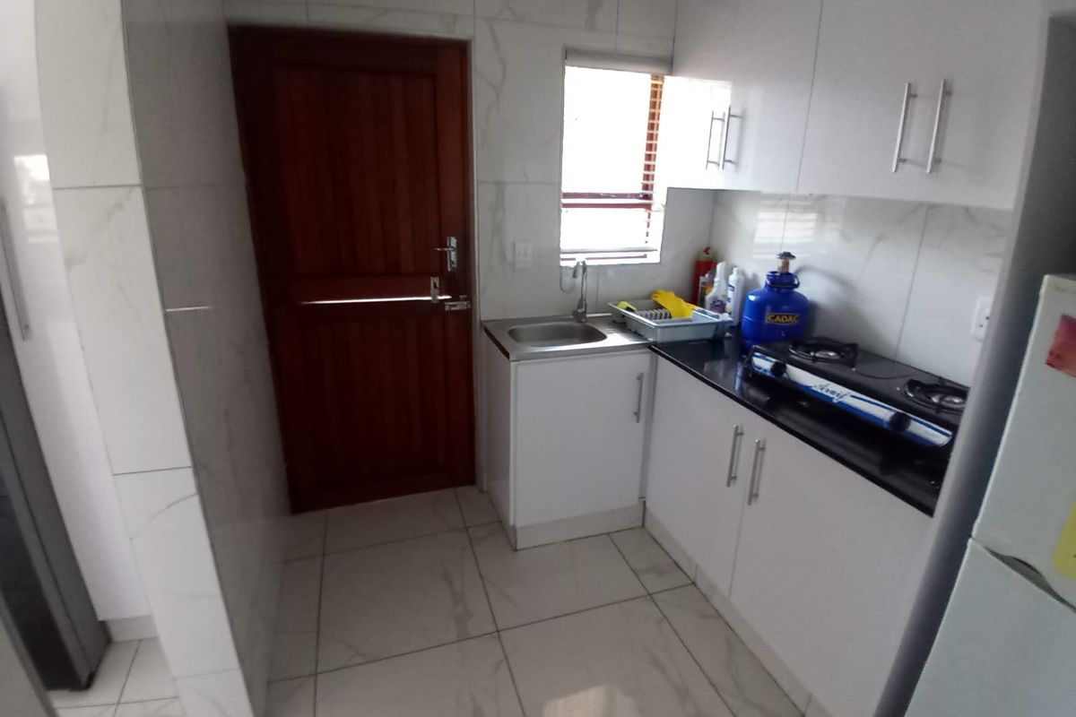 3 Bedroom House for Sale in Westville - Photo 3