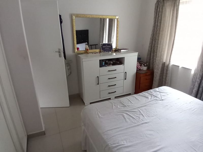 3 Bedroom House for Sale in Westville - Photo 10