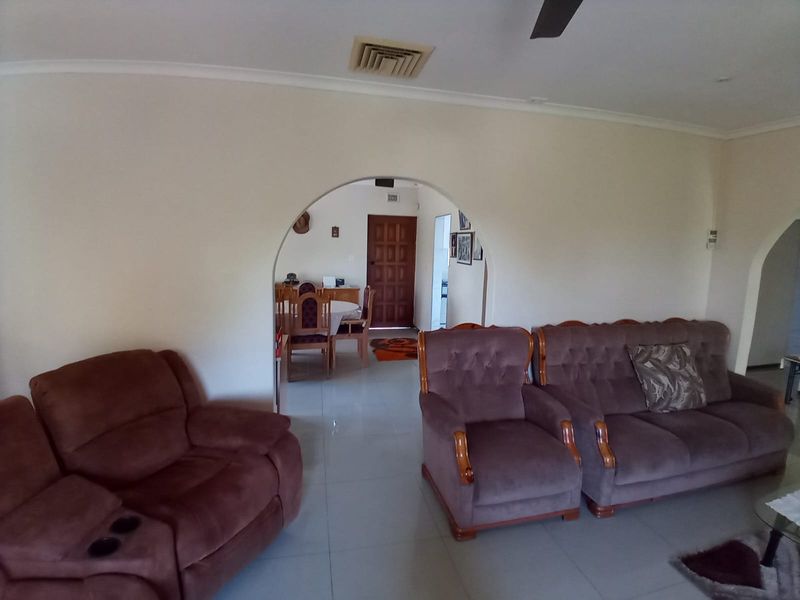 3 Bedroom House for Sale in Westville - Photo 5
