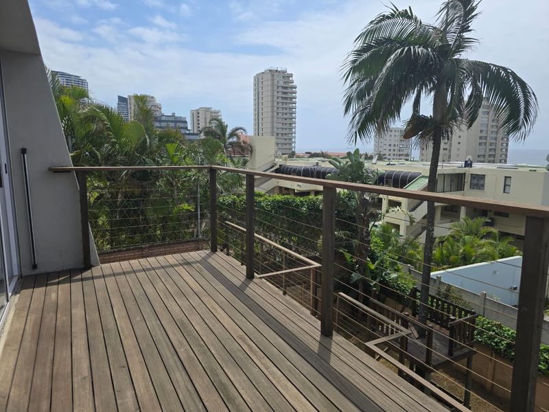 Prime Property presents this stunning 3-bedroom duplex in UMhlanga Central - Photo 8