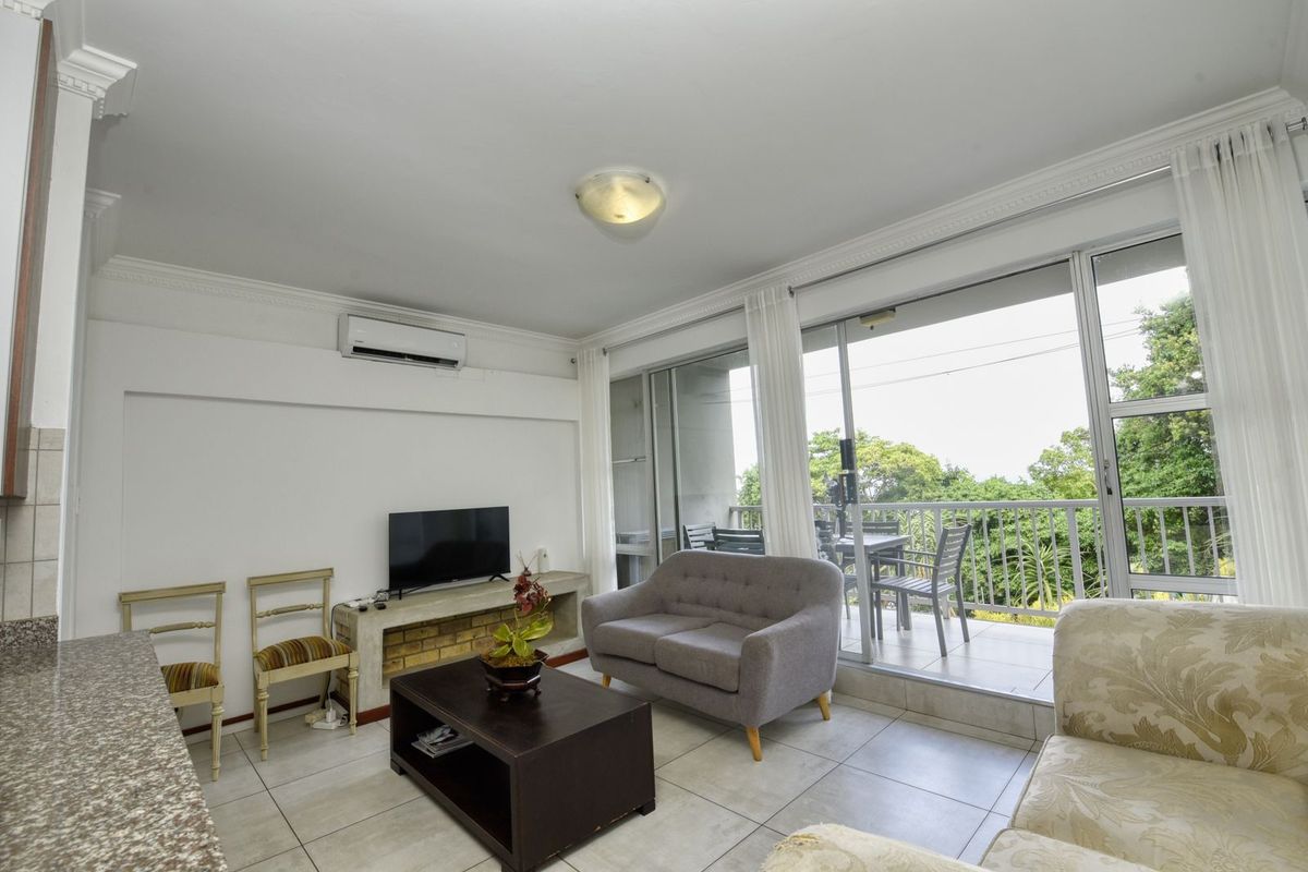 Beachfront Apartment for Sale in Camarque, Umdloti - Photo 5