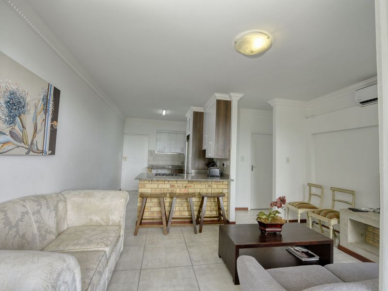Beachfront Apartment for Sale in Camarque, Umdloti - Photo 4