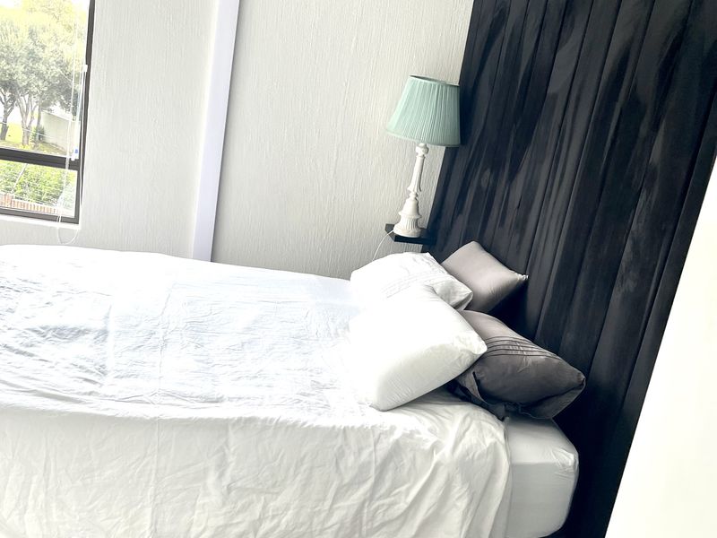 3 Bed 2 Bath Fully Furnished - Photo 10