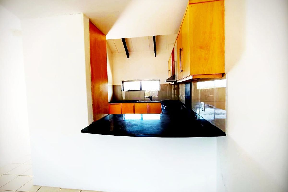 Family-Friendly 3 Bedroom Apartment To Let In Mount Edgecombe. - Photo 3