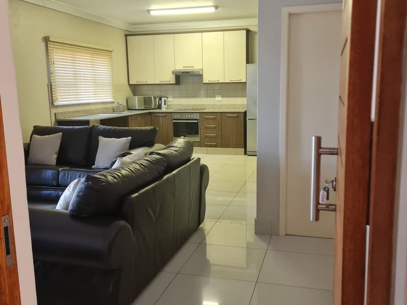 2 bedroom apartment and 2 bathrooms to rent in umhlanga - Photo 4