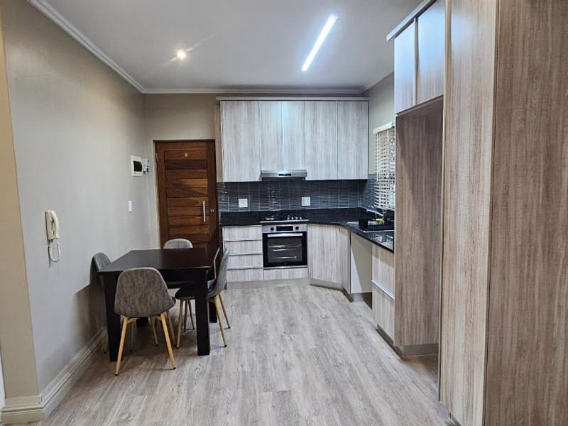 Prime Property Two bedroom for sale - Photo 4