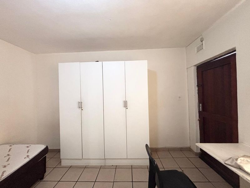 13-Bedroom House for Sale in Reservoir Hills. - Photo 9