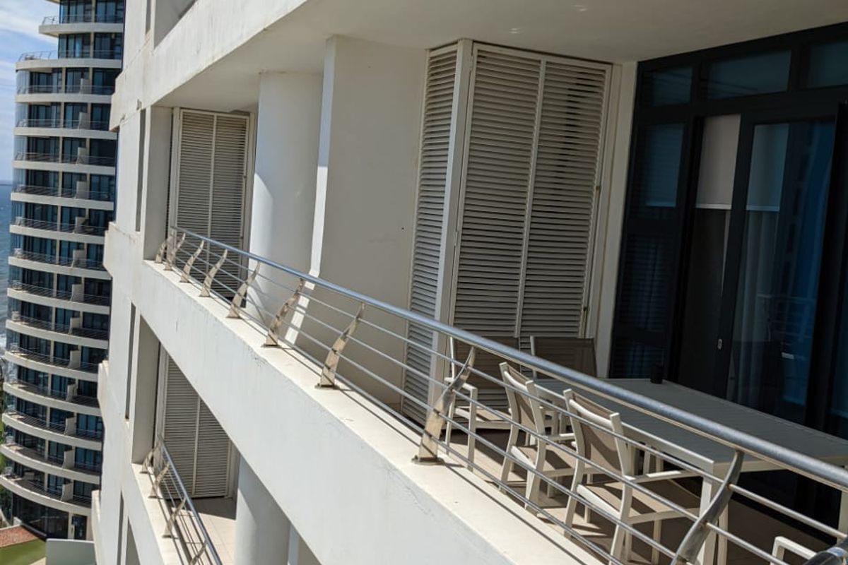 Elegant 2-Bedroom Apartment for Sale at The Pearls of Umhlanga - Photo 2