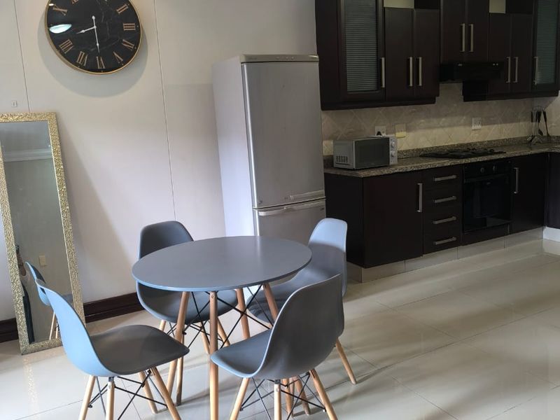 Prime  Property Presents A Stunning Fully Furnished Two Bedroom Apartment Situated In Umhlanga Ridge - Photo 5