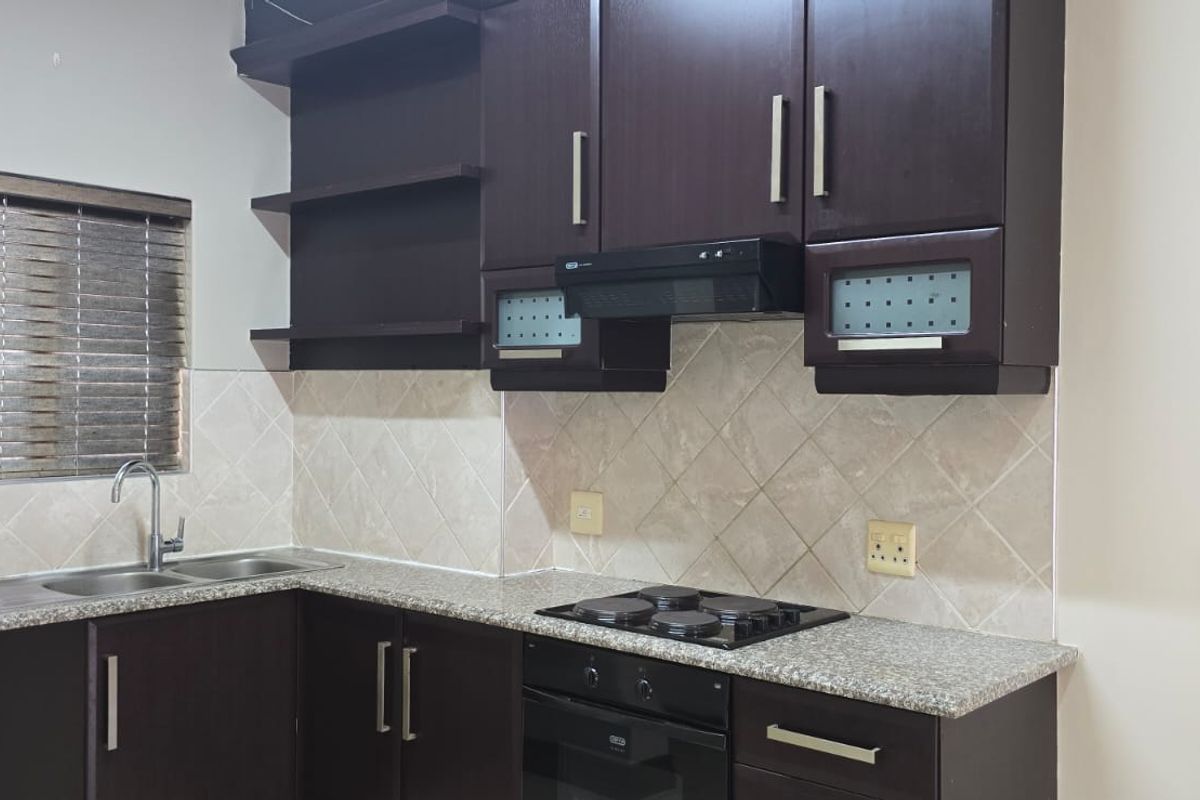 Prime Property Two bedroom for sale - Photo 3